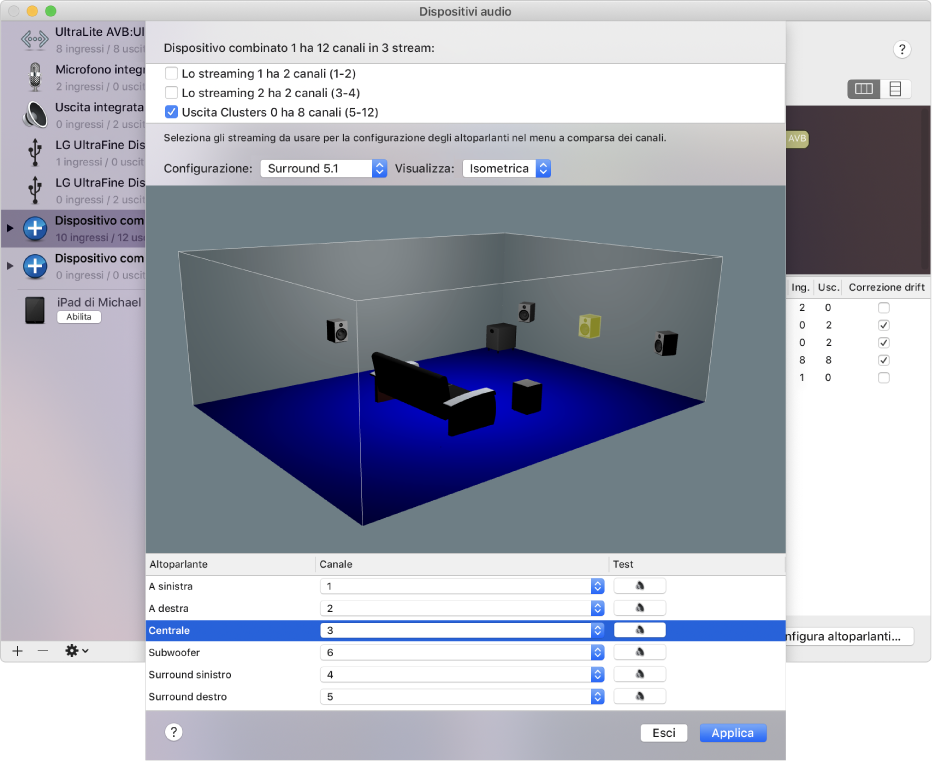 La finestra “Dispositivi audio” che mostra un dispositivo combinato nella vista isometrica 3D. Nell'elenco di streaming nella parte superiore della finestra, è selezionato uno streaming con 8 canali. L'altoparlante centrale è selezionato nella vista 3D e nell'elenco degli altoparlanti sotto la vista.