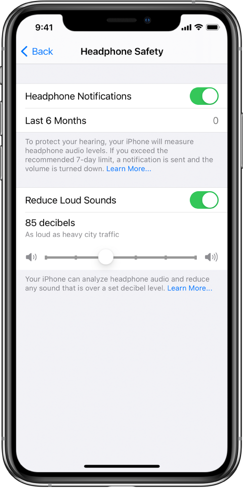 Екранът Headphone Safety (Безопасност на слушалките), показващ бутона за включване или изключване на Headphone Notifications (Известия за слушалки), броя на изпратените известия за последните 6 месеца, бутона за включване или изключване на настройката Reduce Loud Sounds (Намаляване на силни звуци), плъзгач за промяна на максималното ниво на децибелите и избраното ниво за ограничаване на децибелите от 85 децибела.