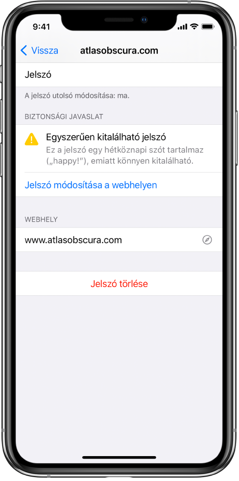 Egy fiók képernyője a Jelszavak beállításaiban. Egy biztonsági ajánlásban a következő szöveg olvasható: „Egyszerűen kitalálható jelszó. Ez a jelszó egy hétköznapi szót („boldog") tartalmaz, emiatt könnyen kitalálható." A biztonsági ajánlás alatt a Jelszó módosítása a webhelyen gomb jelenik meg.