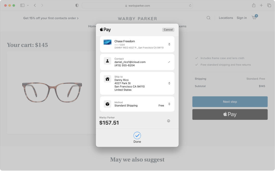 Écran d’un Mac affichant un achat en ligne en cours utilisant l’option Apple Pay dans Safari.