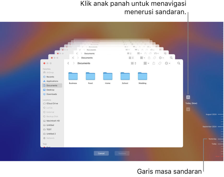 Tetingkap Time Machine menunjukkan berbilang skrin Finder yang ditindan untuk mewakili sandaran, dengan anak panah untuk navigasi. Anak panah dan sandaran garis masa di sebelah kanan membantu anda menavigasi menerusi sandaran anda supaya anda boleh memilih fail untuk dipulihkan.