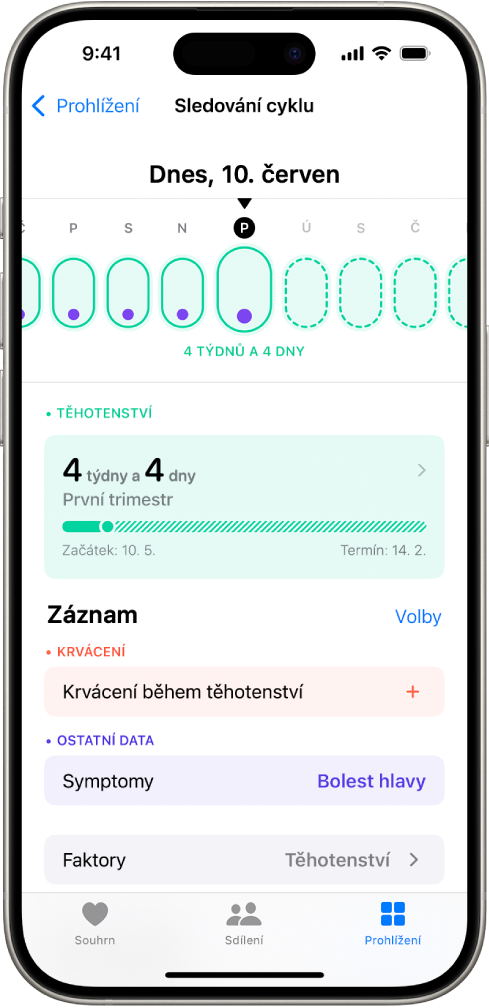 Obrazovka sledování cyklu s týdenní časovou osou těhotenství u horního okraje. Prvních 5 dní je na časové ose označeno světle zelenými ovály a fialovými tečkami. Zbývající dny jsou na časové ose vyznačeny čárkovanými světle zelenými ovály. Pod časovou osou se zobrazují souhrnné informace o těhotenství s uvedením gestačního věku, data začátku a předpokládaného data porodu. Pod souhrnem jsou k dispozici volby pro přidání informací o krvácení během těhotenství a příznacích.