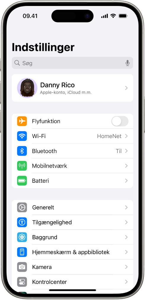 Skærmen Indstillinger, der viser, at iPhone har forbindelse til et Wi-Fi-netværk med navnet HomeNet.