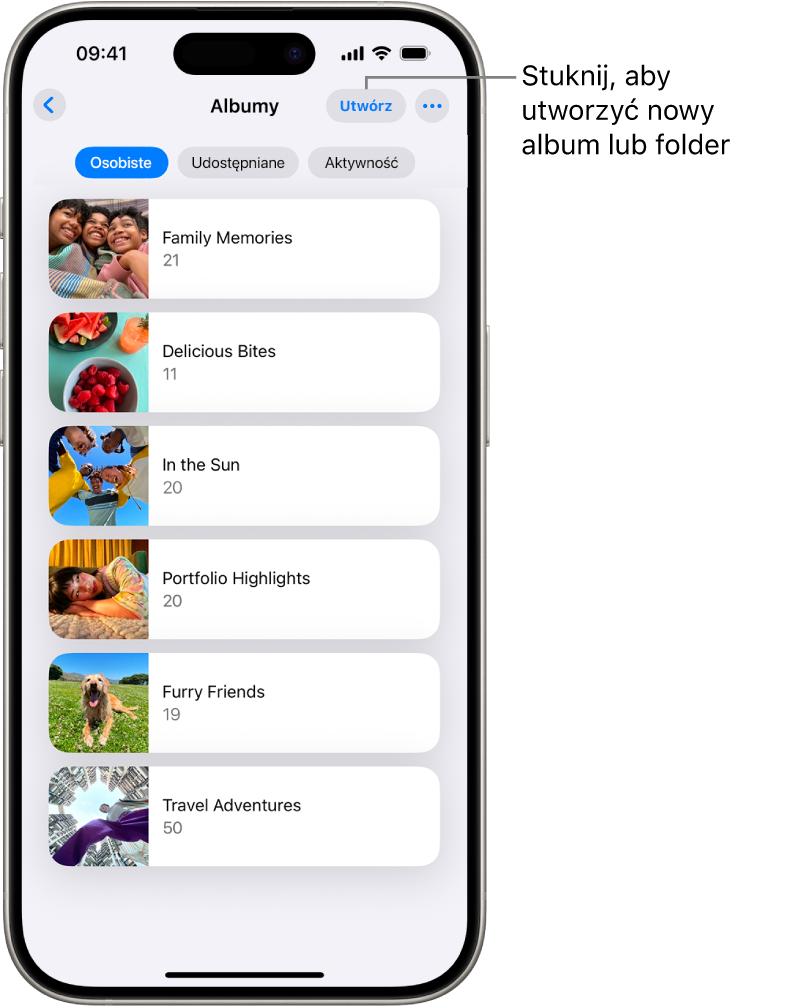 Albumy wyświetlane w aplikacji Zdjęcia. Zaznaczona jest karta Osobiste. Poniżej widoczna jest lista albumów.