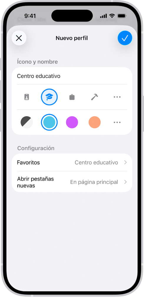 La pantalla de un iPhone mostrando la configuración de un nuevo perfil. Las opciones incluyen un ícono, un color, una carpeta de marcadores y la página en la que quieres que se abran las nuevas pestañas.