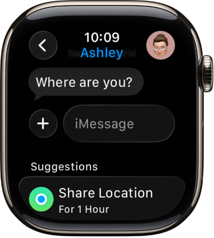 L’Apple Watch qui affiche une conversation dans l’app Messages. Une suggestion de partage de position se trouve au bas de l’écran.