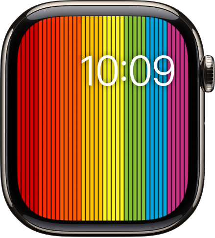 עיצוב השעון PRIDE דיגיטלי מציג פסי קשת בענן אנכיים עם התאריך והשעה למעלה מימין.
