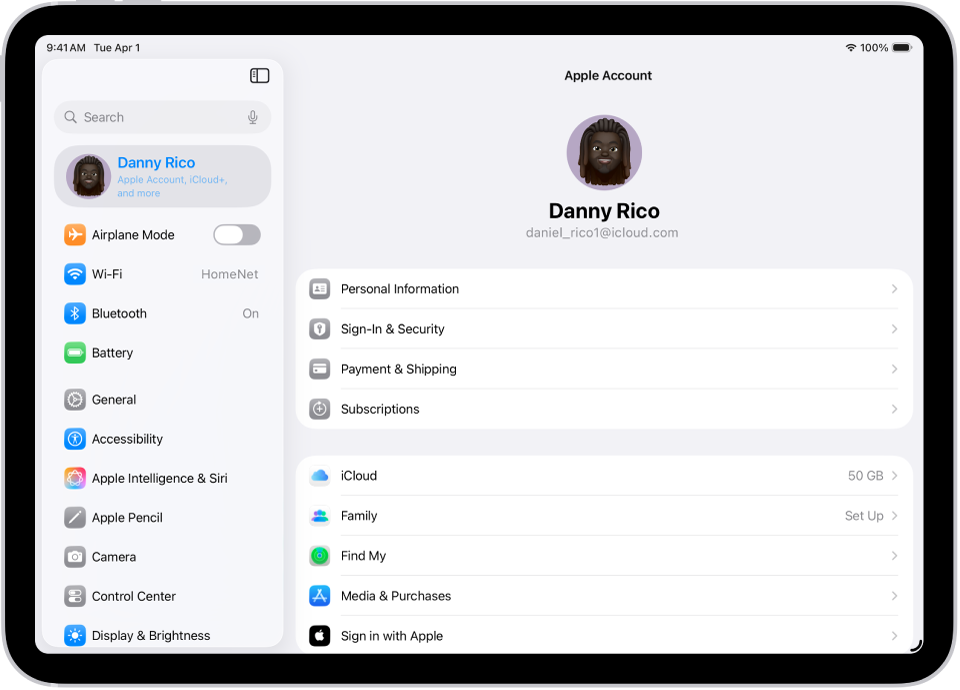 Kuvatakse jaotist Apple Account Settings koos valikute loendiga, sh isiklik teave, tellimused, Find My jne.