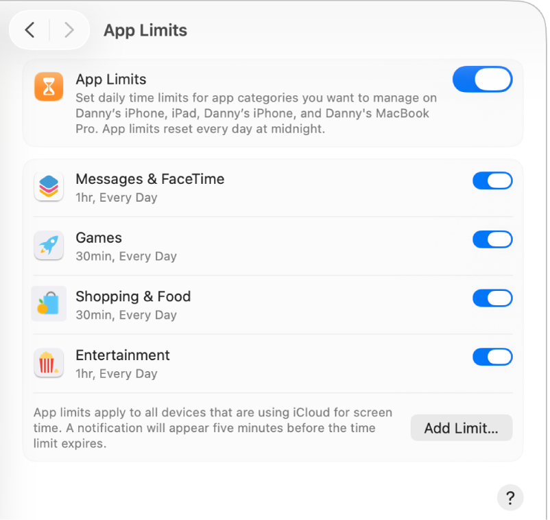 Réglages « Limites d’app » dans « Temps d’écran » avec « Limites d’app » activé. Des limites de temps sont configurées pour quatre catégories d’apps.