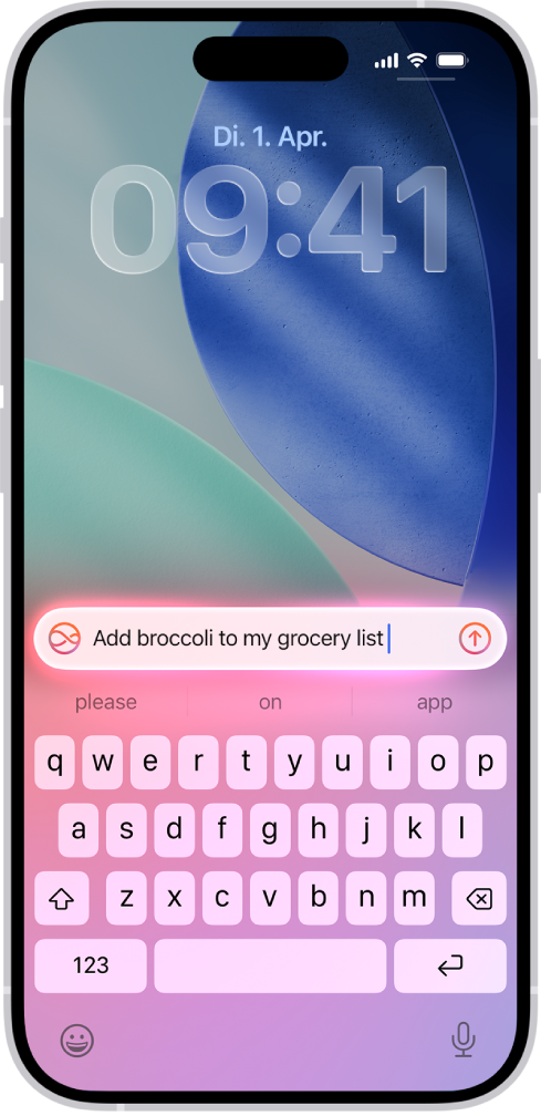 Ein iPhone zeigt die Tastatur auf dem Sperrbildschirm. Eine Siri-Anfrage wird oben auf der Tastatur angezeigt.