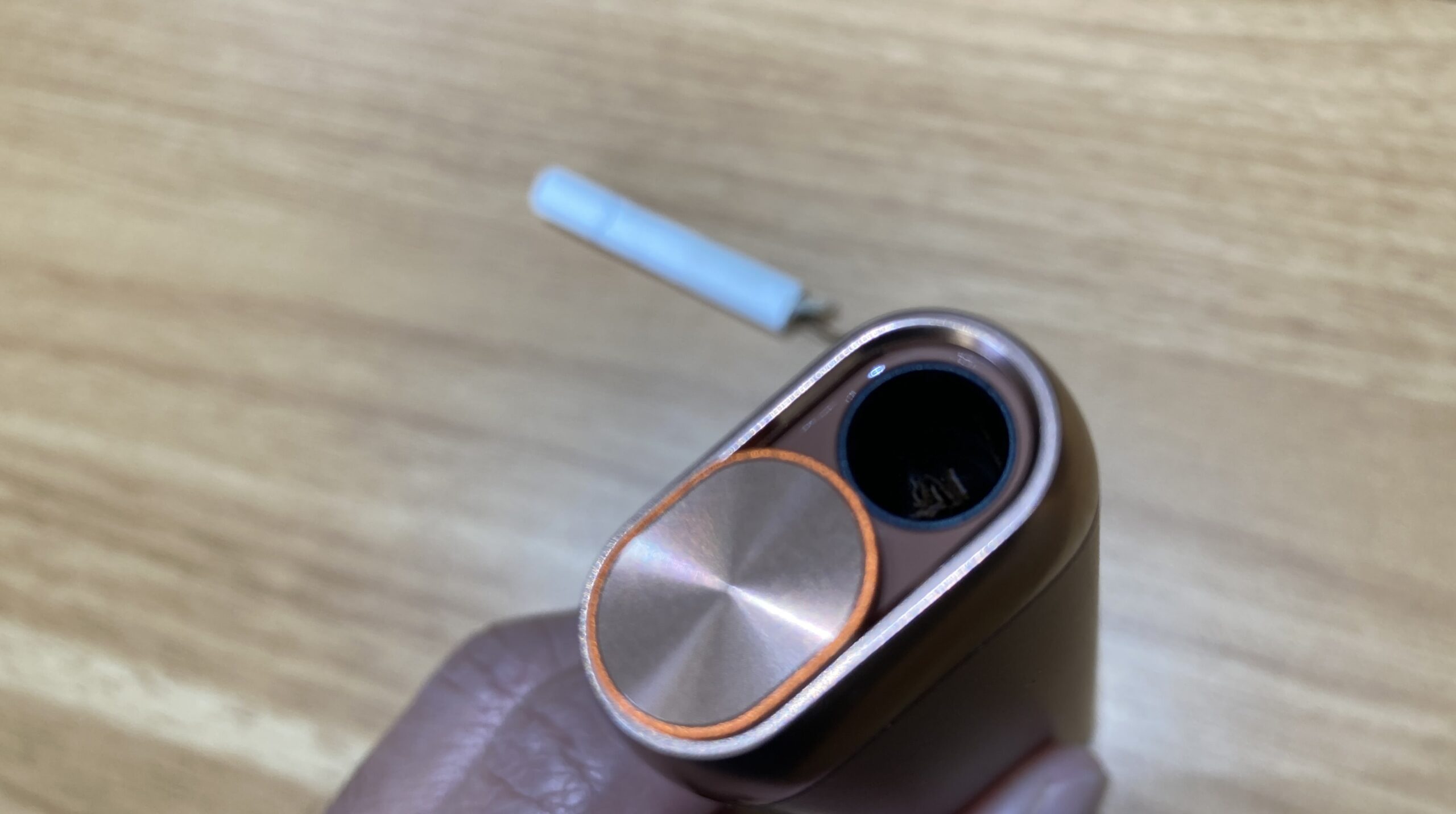 グローヒーロでアイコスは吸える?