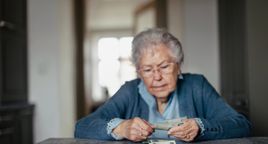 Emeryci dostaną mniej, niż się spodziewali?