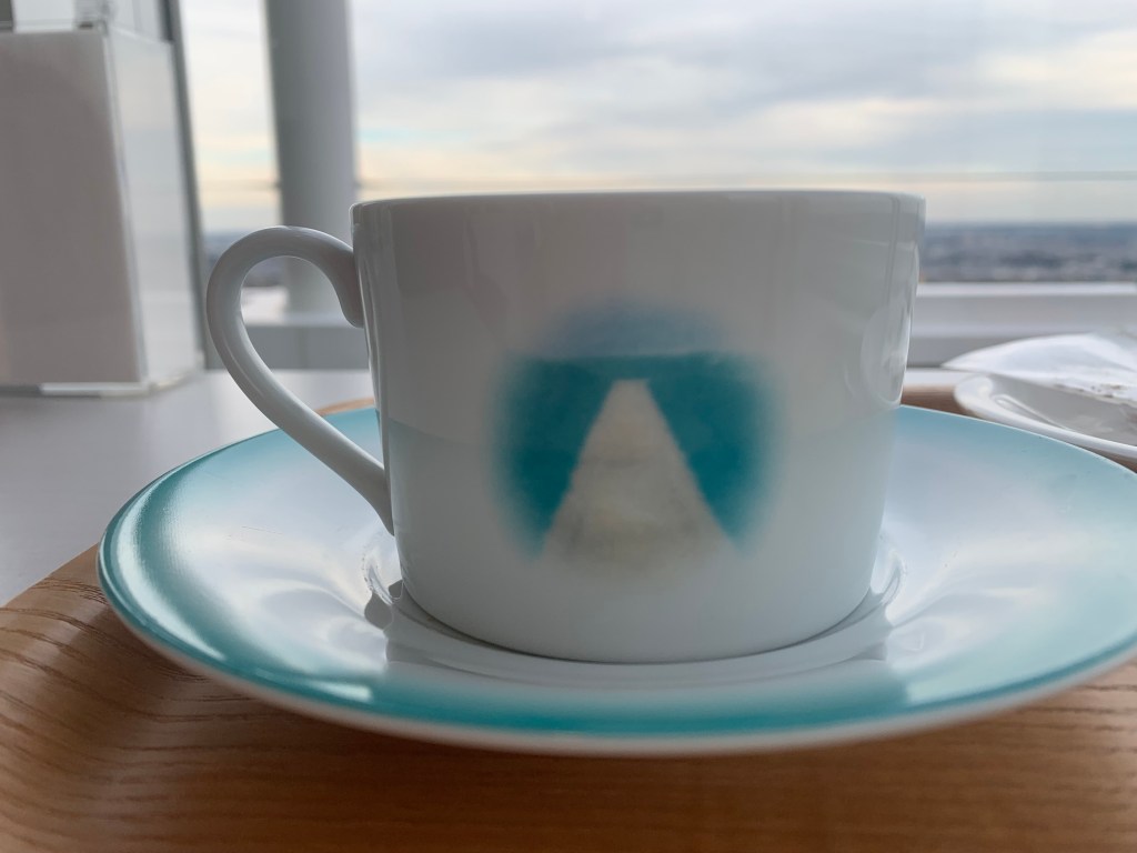 市川無料展望台カフェのコーヒーカップ