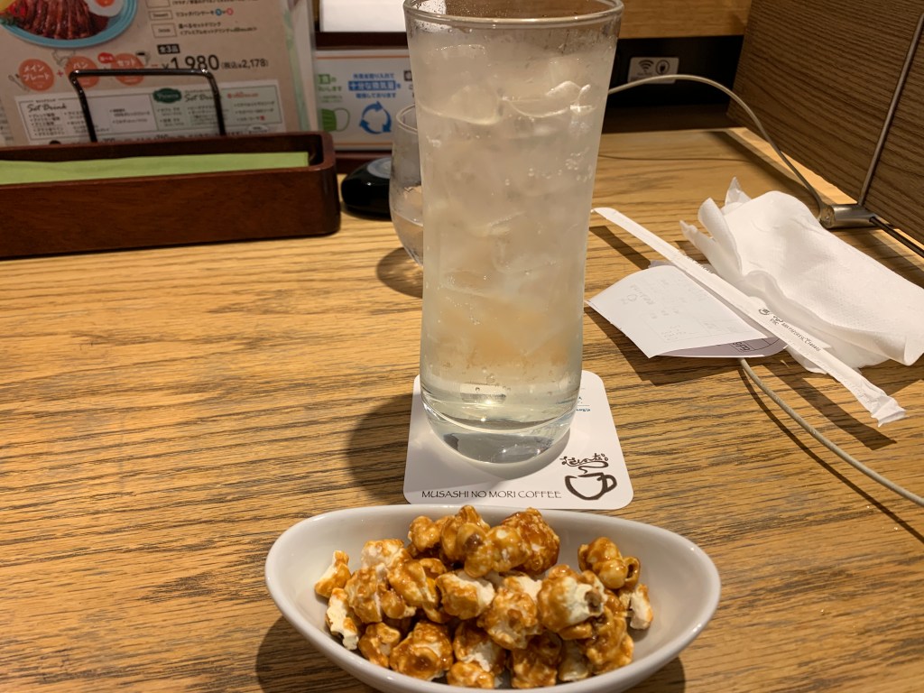 むさしの森珈琲キャラメルポップコーン
