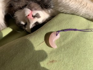 玉前神社の勾玉守り