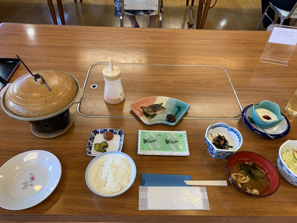 ホテル&温泉2307朝食