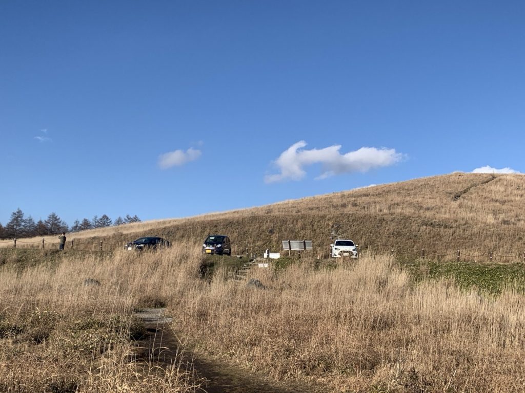 絶景のビーナスライン霧ヶ峰富士見台展望スペース