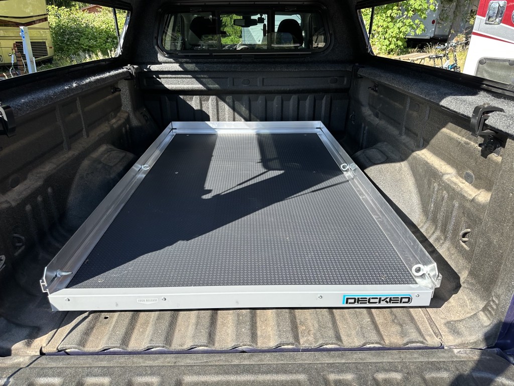 Slide tray Slide tray