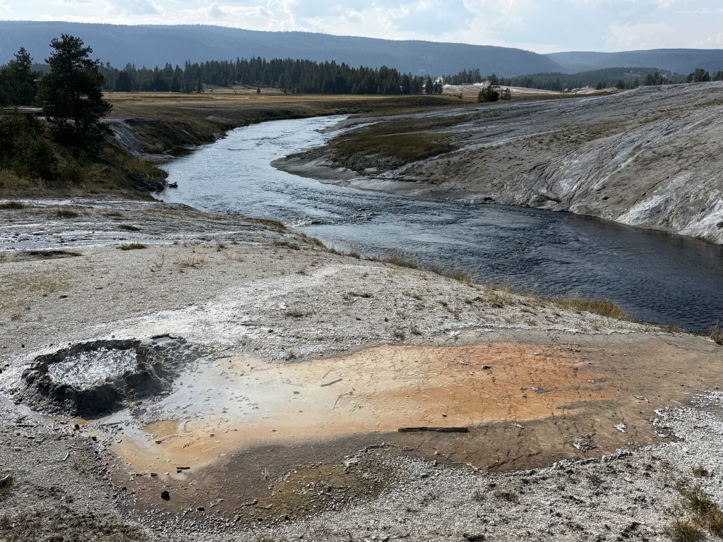 Upper Geyser Basin Upper Geyser Basin
