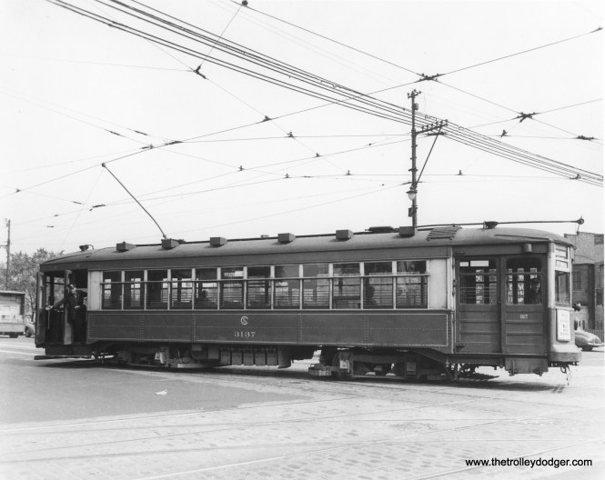 CSL 3137 at Clark and Devon. (William C. Janssen Collection)