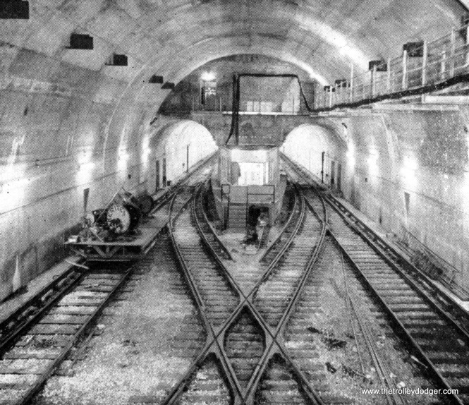 From 1951 to 1958, the Milwaukee-Dearborn Subway ended at a stub-end terminal at LaSalle and Congress. The station was then called Congress Terminal.
