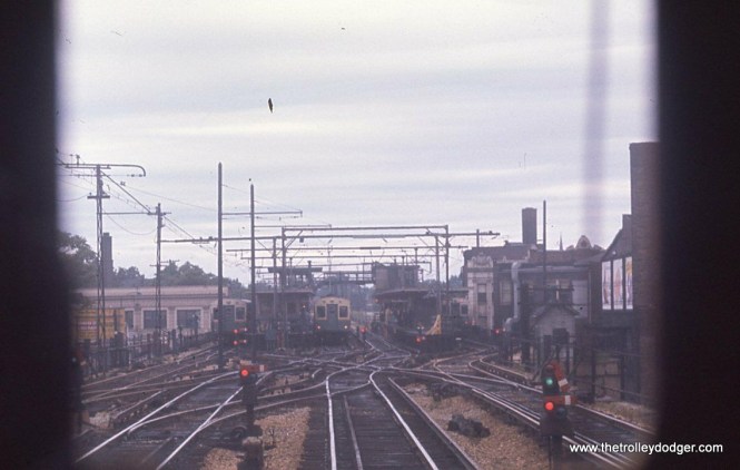 Looking north towards the Howard "L" station.