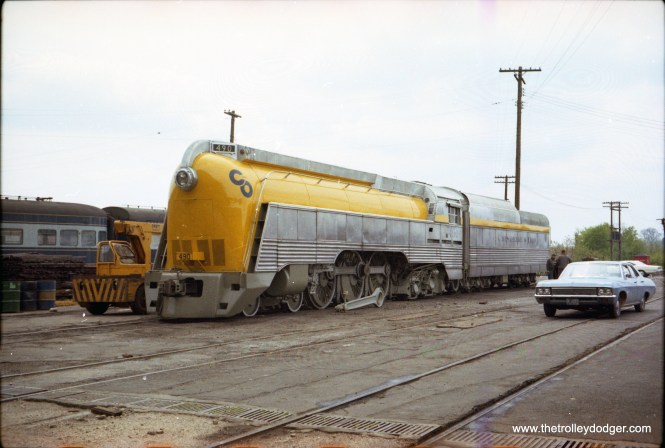 More shots of C&O Chessie 490 at B&O Museum