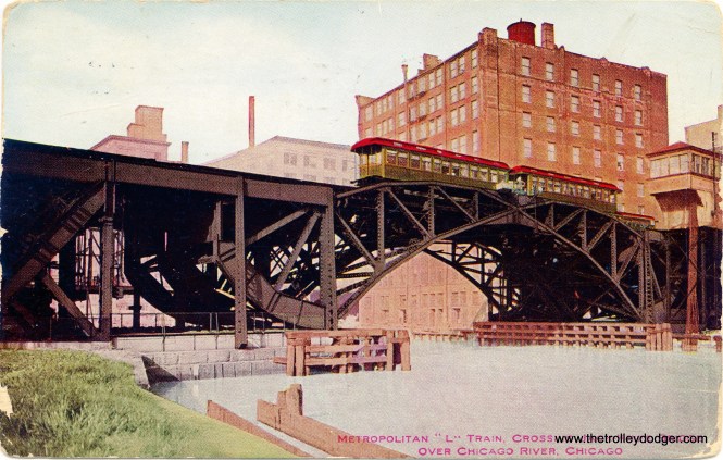 A nice colorized postcard view of the Met "L" twin bridges over the Chicago River. (William Shapotkin Collection)