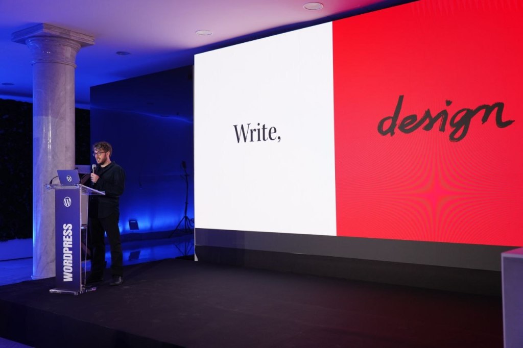 Matías Ventura, Lead Architect of Gutenberg, speaking on stage at State of the Word