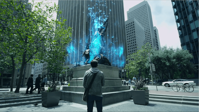 男性は奪われたポータルを再び取り返そうとしています