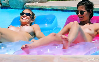 Shyla Jennings and Ryan Ryans having wild lesbian sex after sunbathing