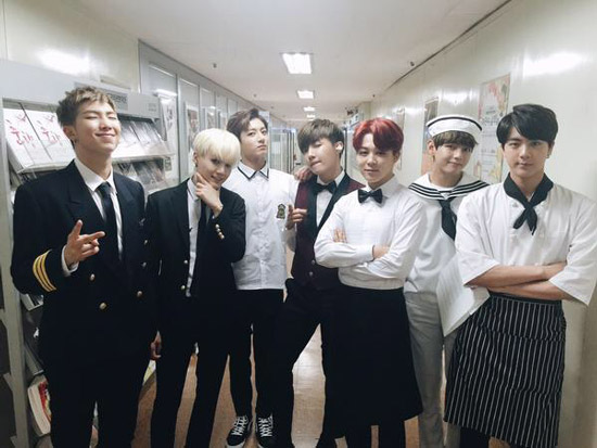 방탄소년단 - '쩔어' 당시 의상