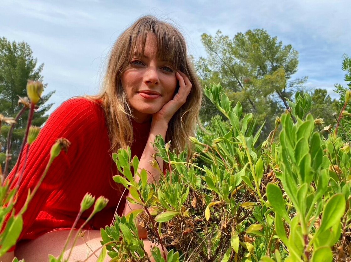 April Bowlby April Bowlby