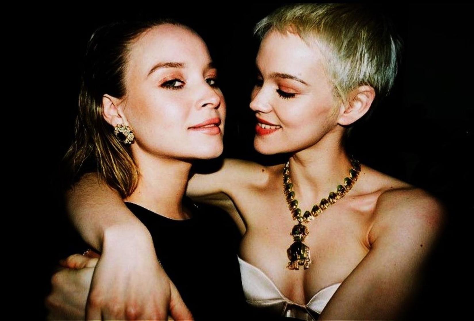 Emilia Schüle Emilia Schüle