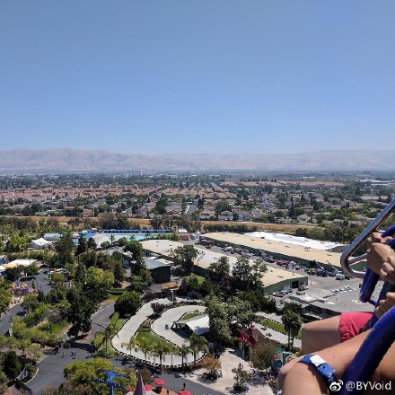 灣區遊樂場 via Instagram http://t.cn/RoTbDMH 