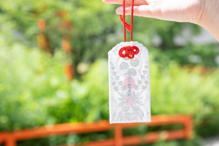 全国のかわいいレースお守り5選〜大切な願いをそっと託して〜