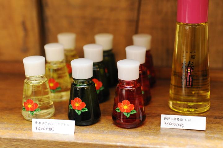 ずっと使い続けたい古道具や生活雑貨に出会える、三鷹「小古道具屋 四歩」