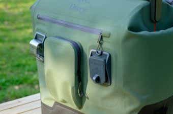 オッターボックスのソフトクーラー