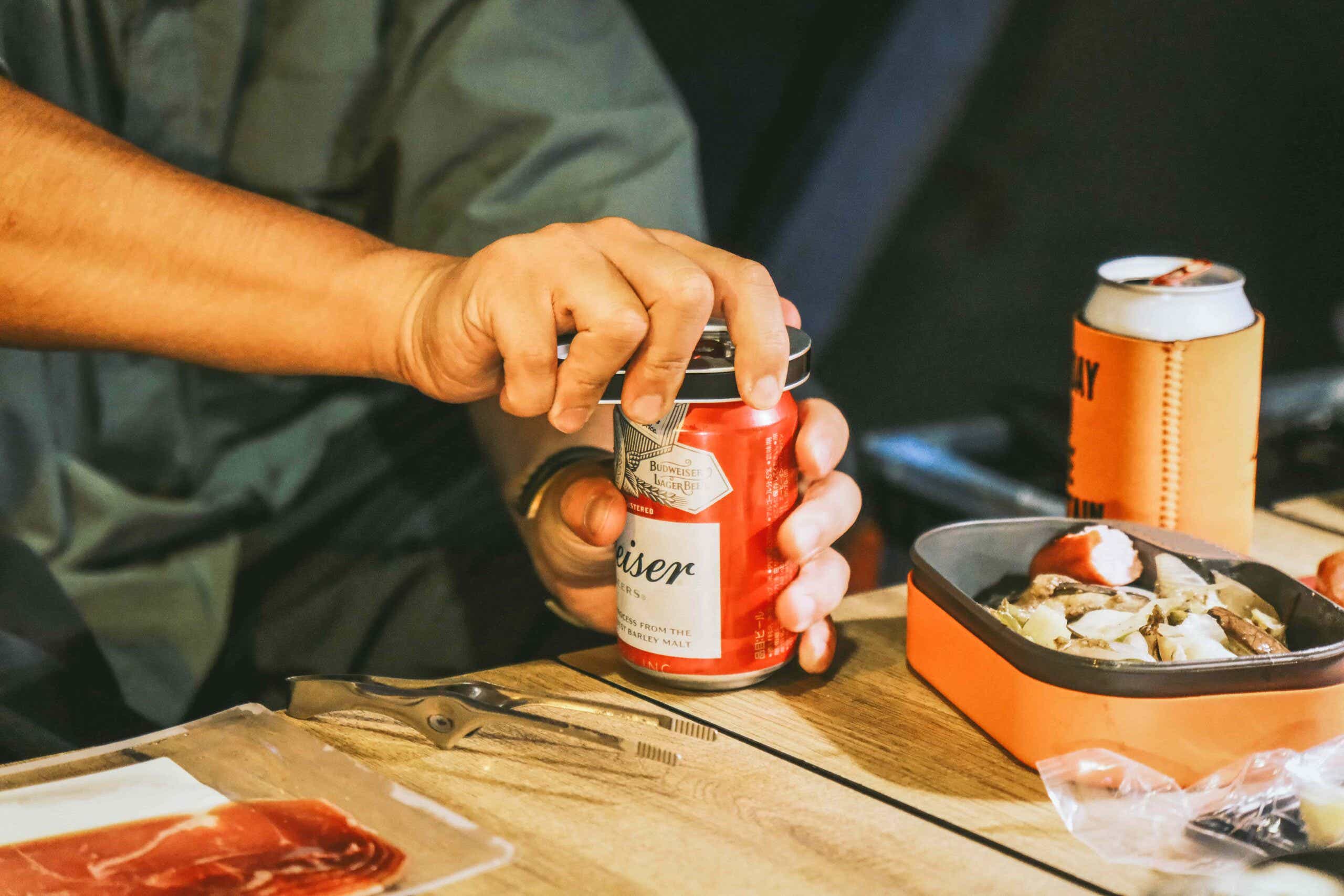 DAVI(ダヴィ)のCan Opener(カン オープナー)を使用する