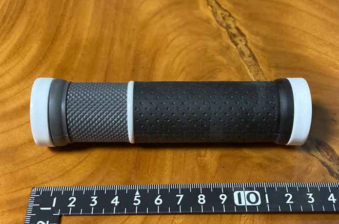 グリップ 自転車 サイズ