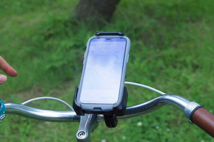 フック式のスマホホルダー