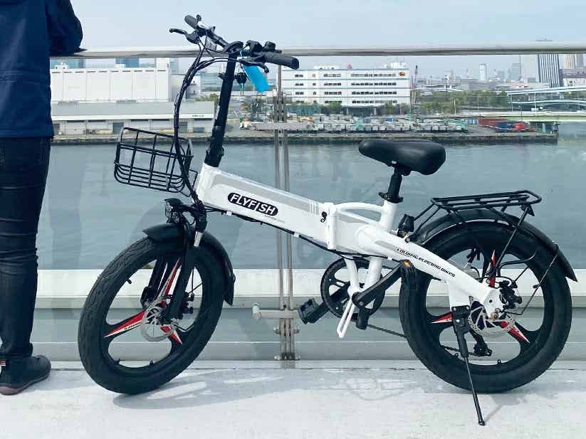 電動ファットバイクの3インチタイヤ