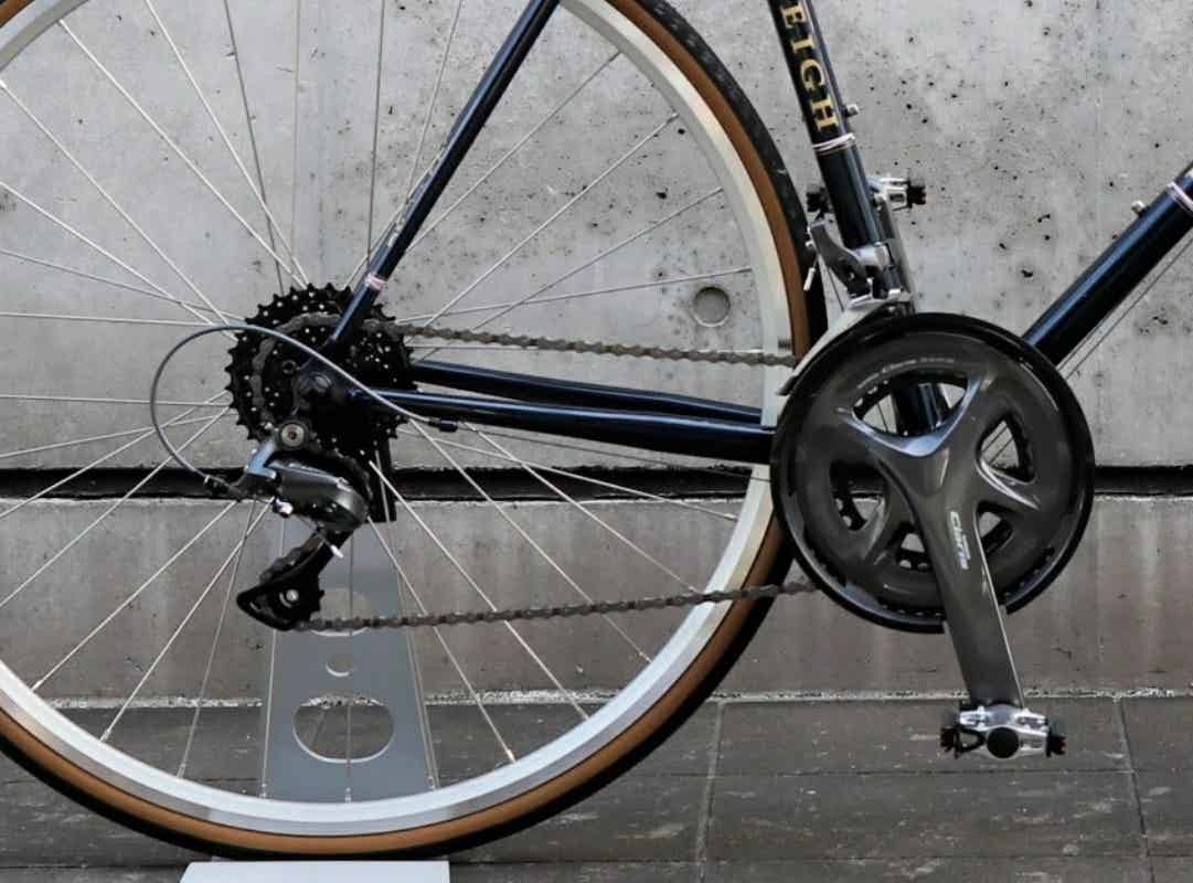 2×8段変速のフラットバーロード