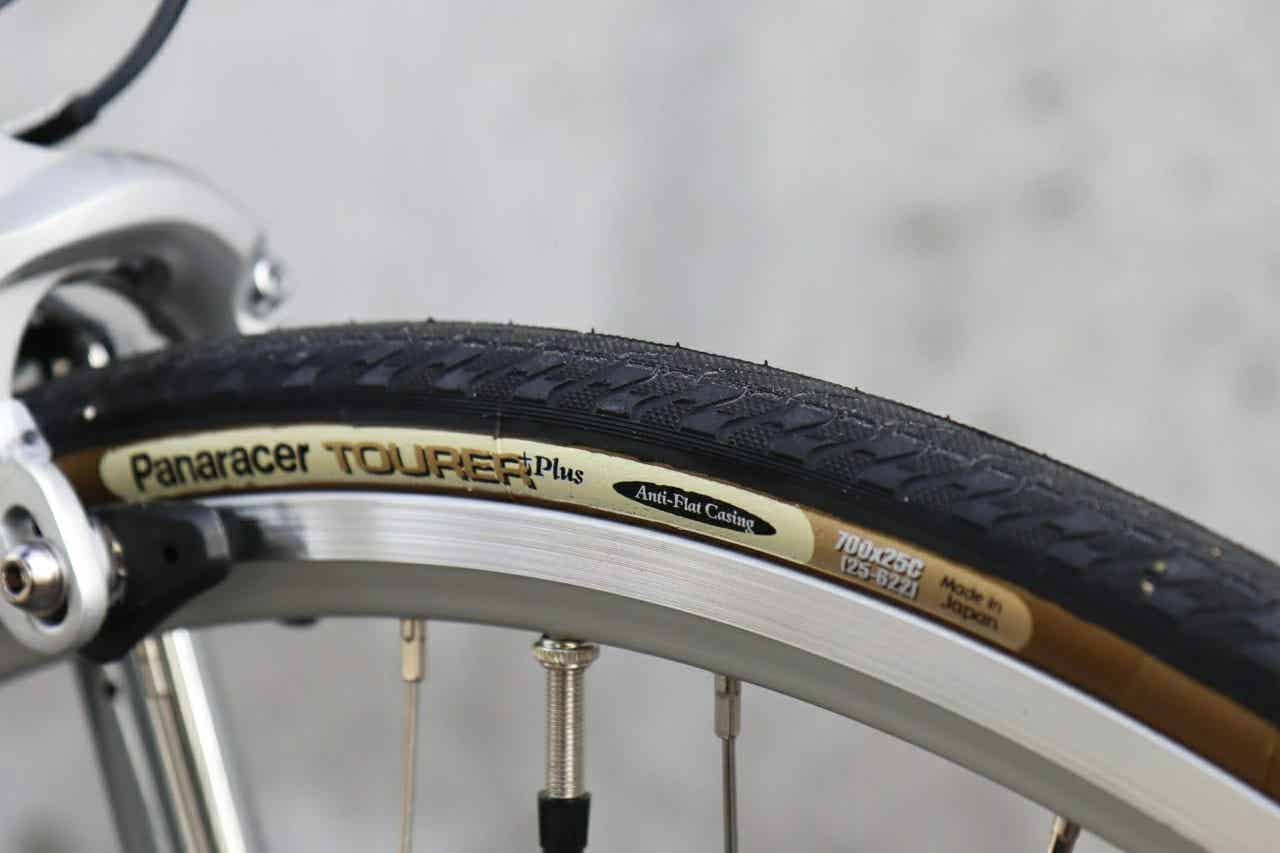 25cタイヤのフラットバーロード