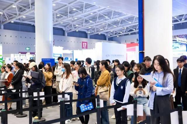 新华社经济随笔:理念对了 就不怕山高路远