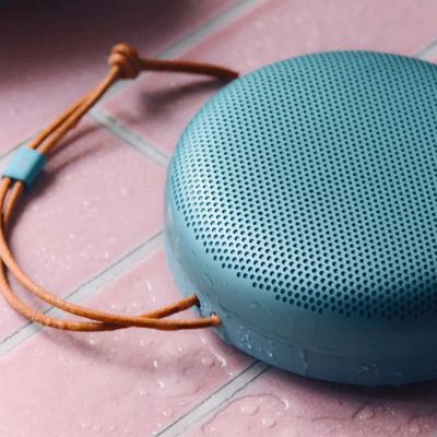 beoplay a1 speaker 3rd gen 1