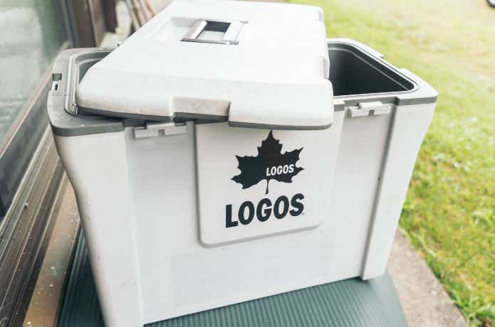 クーラーボックス