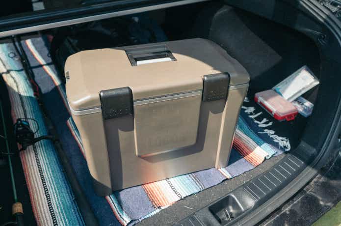 クーラーボックス