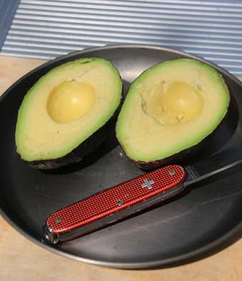 アボカドを切ったところ