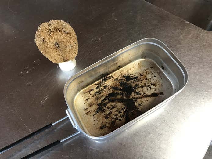 メスティンとたわし